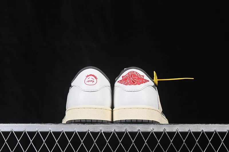 All categories Air Jordan Jordan series basketball shoes Air Jordan 1 Low GX foreign trade version Travis Scott x Air Jordan 1 Low OG AJ1 Joe 1 undercut low top full head layer DM7866-162